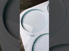 Brillantezza liberata nella resina chiara